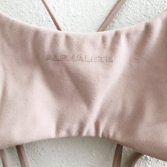 ALPHALETE Aura 3 Strap Bra No Size Tag Check Measurements - Picture 6 of 7